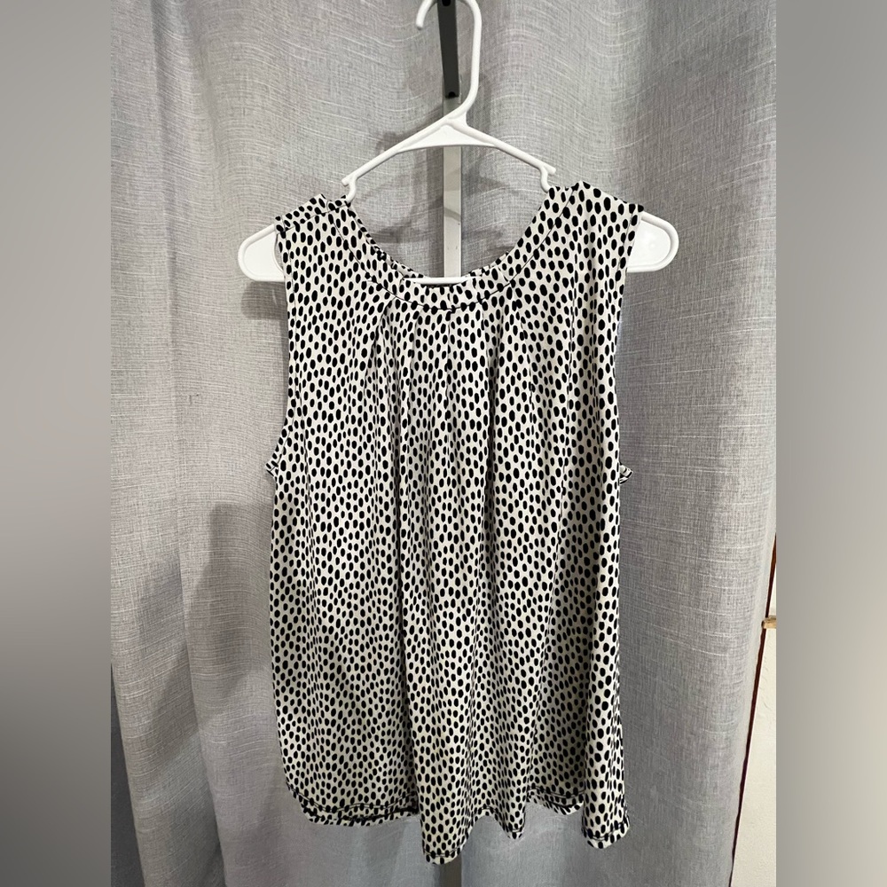 Animal print sleeveless top